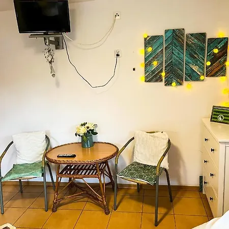 Goscinne Emilio Homestay